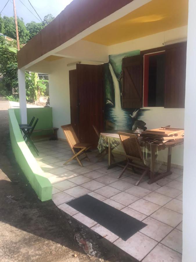 La Maison Ka Bouillante Bagian luar foto